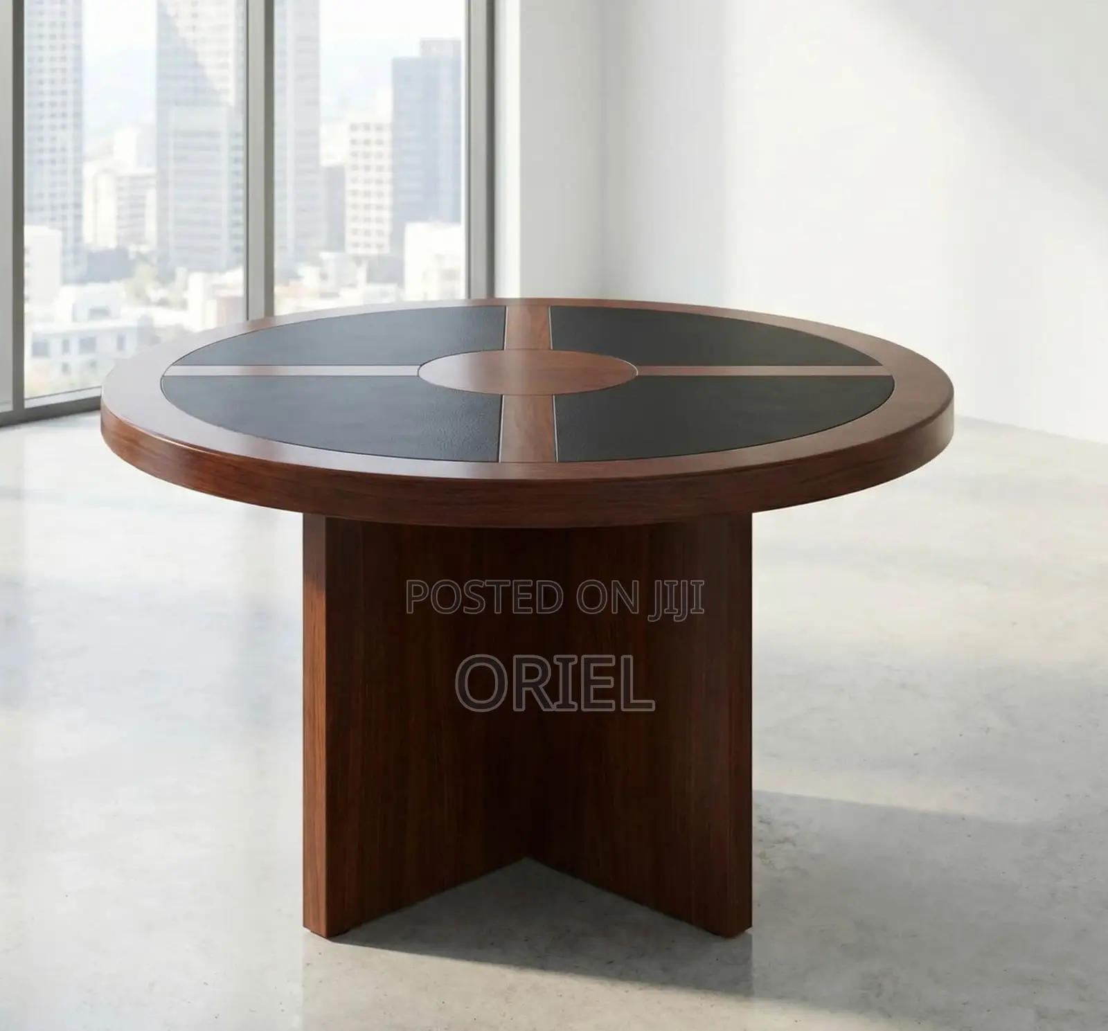 Boardroom Tables; Sleek Round Office Conference Table