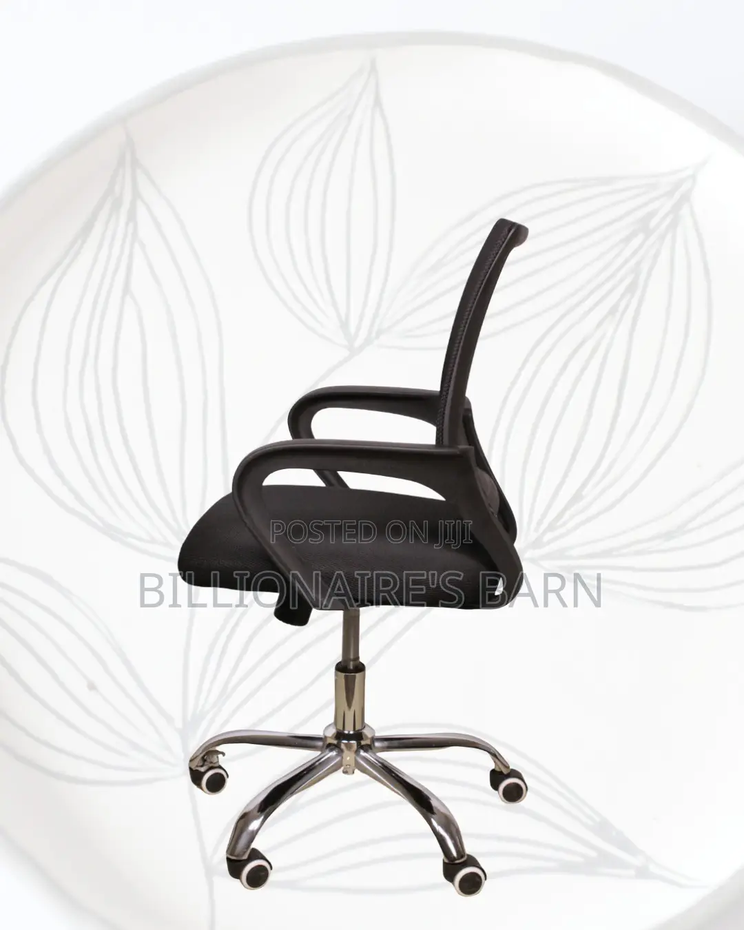 Black Compact Ergonomic Chair | Movement That Won’T Annoy Your Team