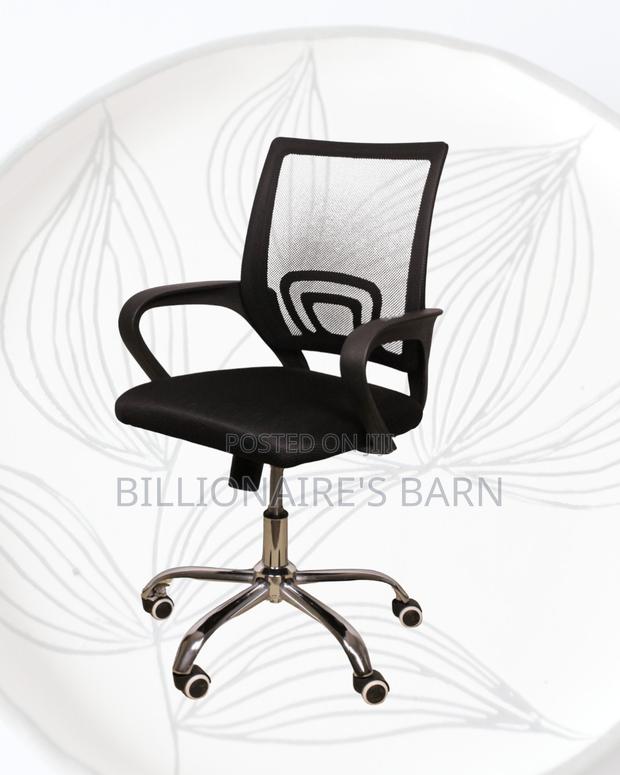 Black Compact Ergonomic Chair | Movement That Won’T Annoy Your Team - thumbnail 2