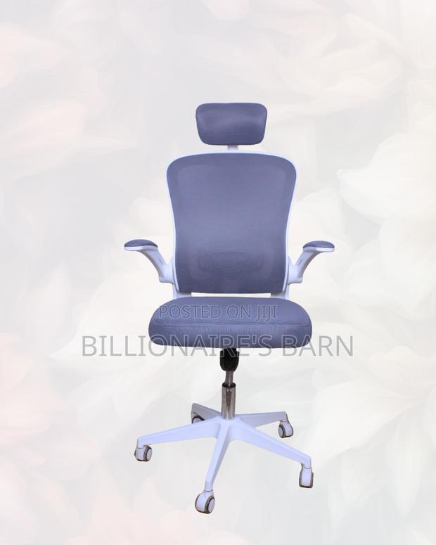 White Ergonomic Mesh Chair | Adjustability for Different Desk Heights - thumbnail 2