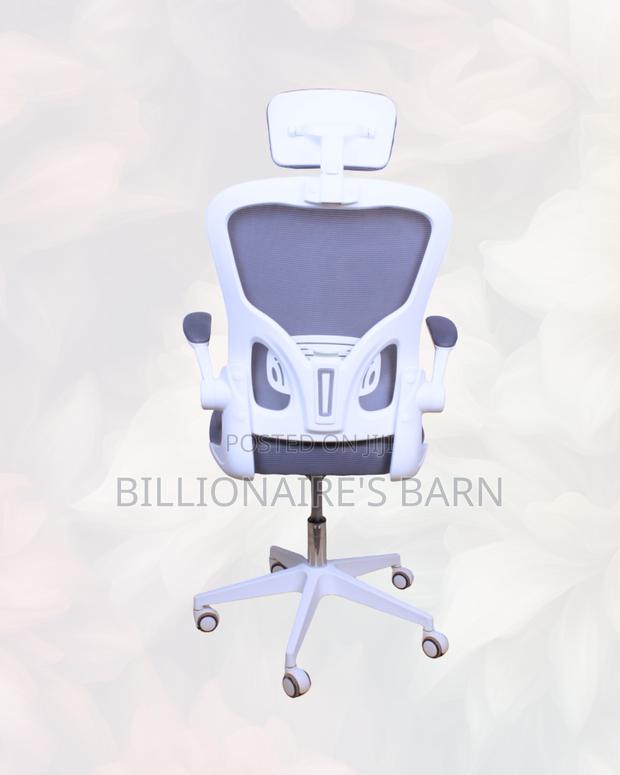 White Ergonomic Mesh Chair | Adjustability for Different Desk Heights - thumbnail 3