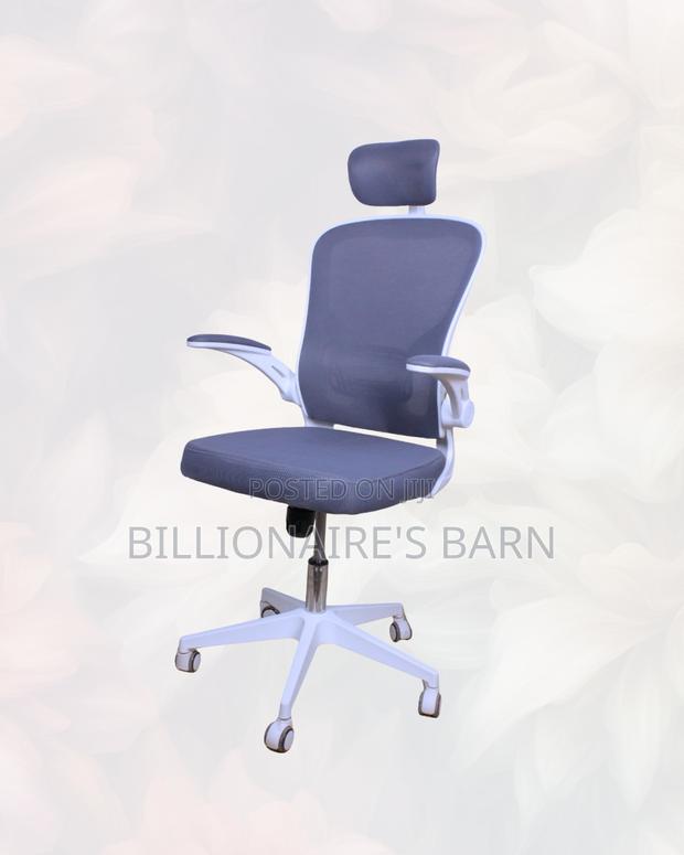 White Ergonomic Mesh Chair | Adjustability for Different Desk Heights - thumbnail 4