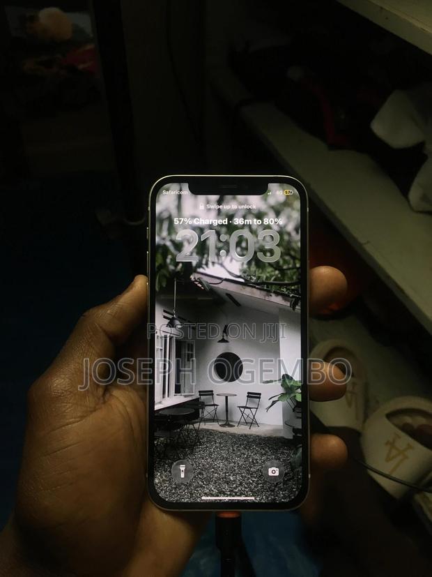 Apple iPhone 12 128 GB White - main view