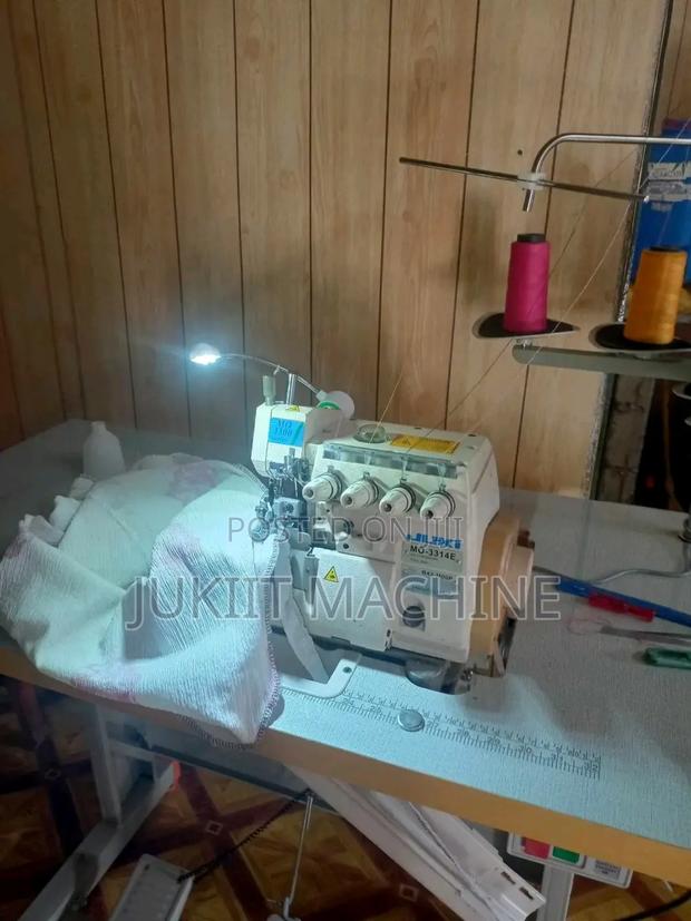 Overlock, Juki, Siruba - main view
