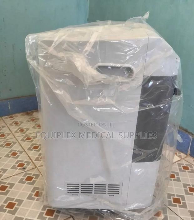 8l Dual-Flow Oxygen Concentrator (Longfian) - thumbnail 3