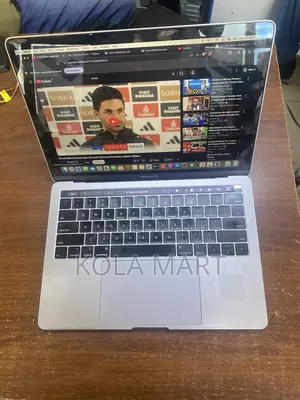 Laptop Apple MacBook Pro 8GB Intel Core I5 SSD 256GB