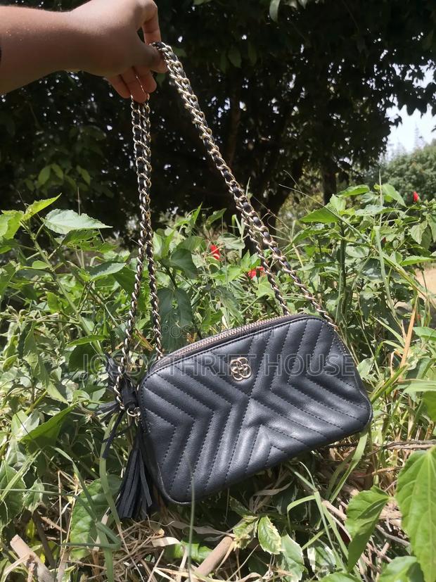 Selling Trendy Thrifted Quality Bags I Open Bales - thumbnail 14