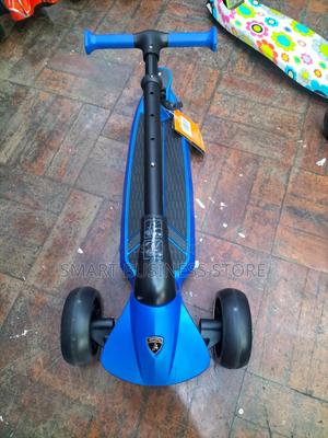 Premium Scooter - thumbnail 2