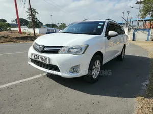 Toyota Corolla Fielder 1.5 Petrol FWD 2014 Black