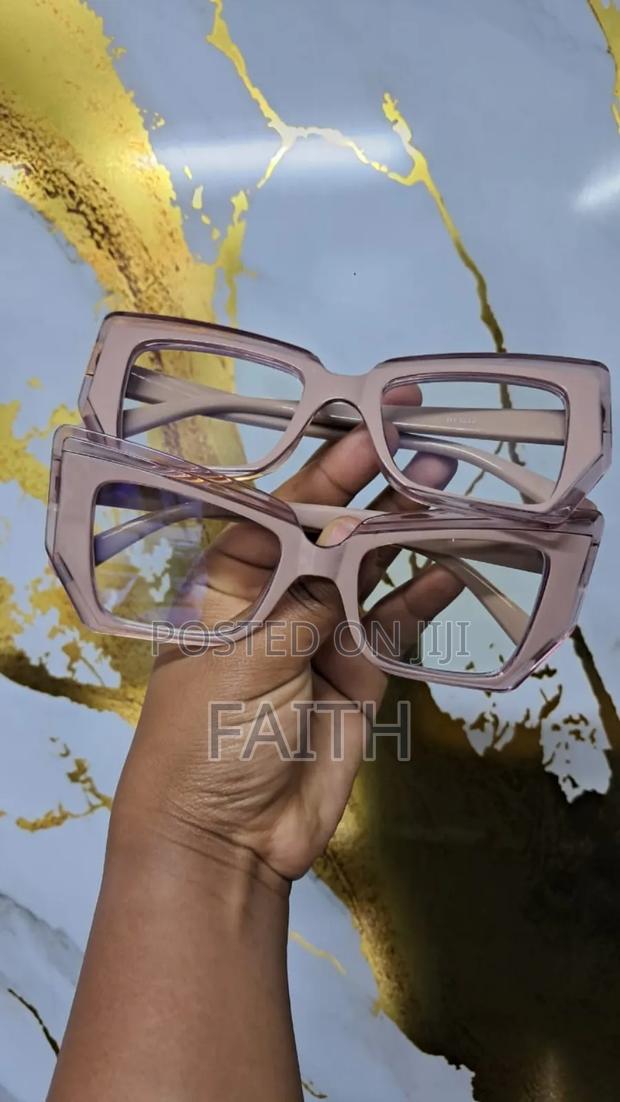 Designer Sunglasses - thumbnail 3