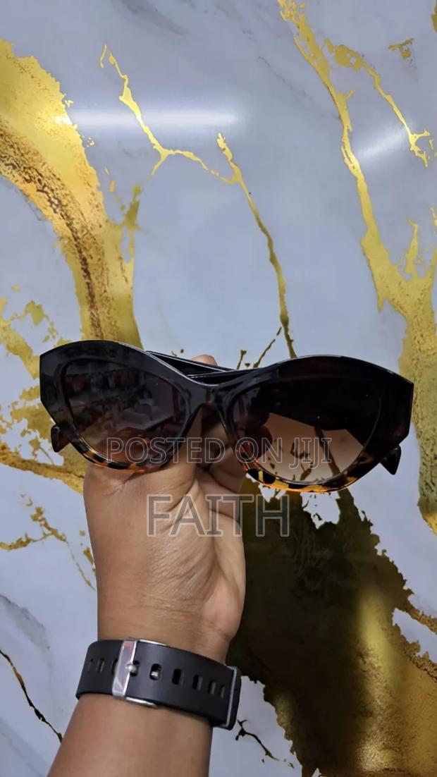 Designer Sunglasses - thumbnail 6