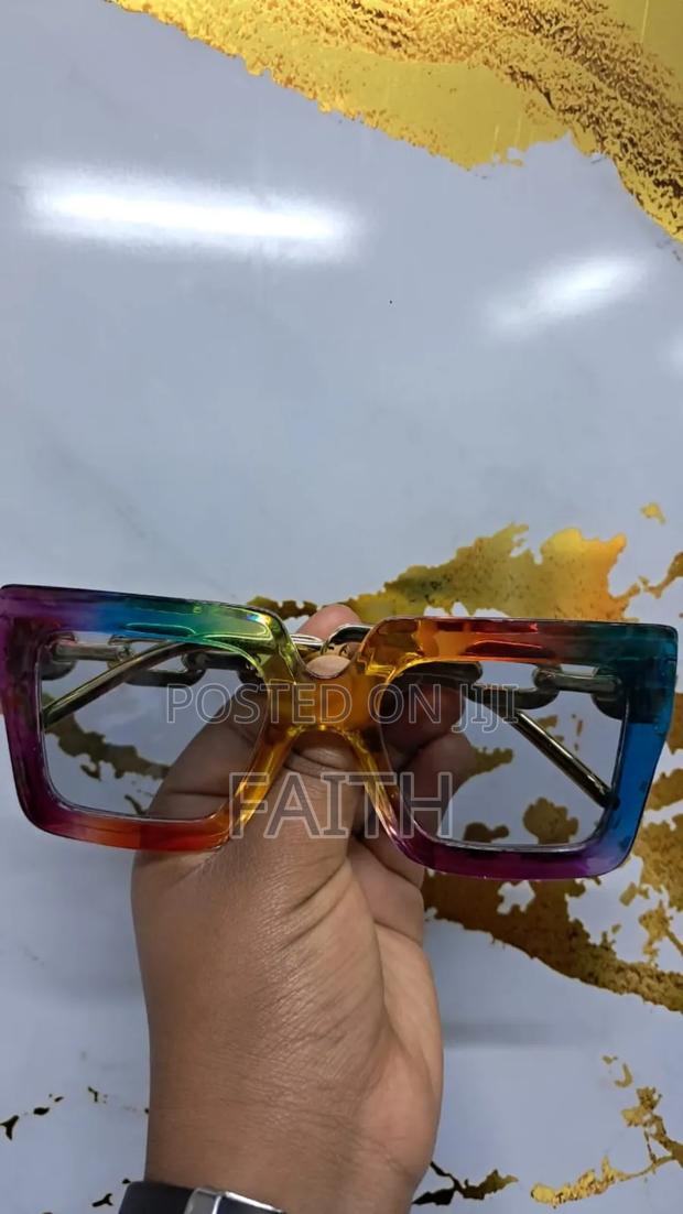 Designer Sunglasses - thumbnail 9