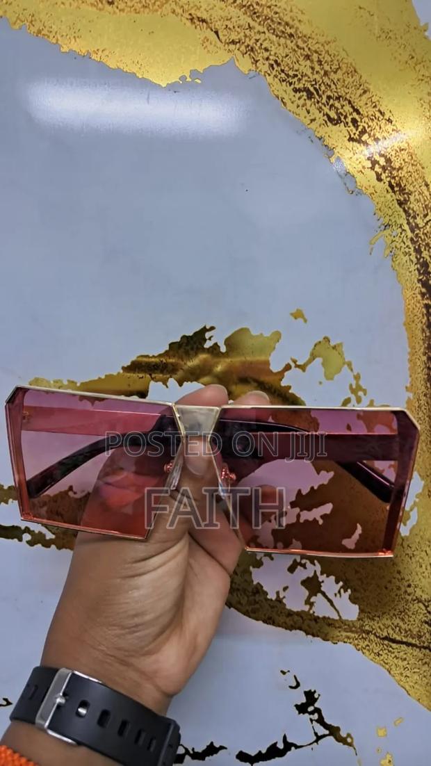 Designer Sunglasses - thumbnail 12