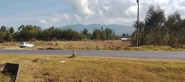 Land 100×100 - thumbnail 7