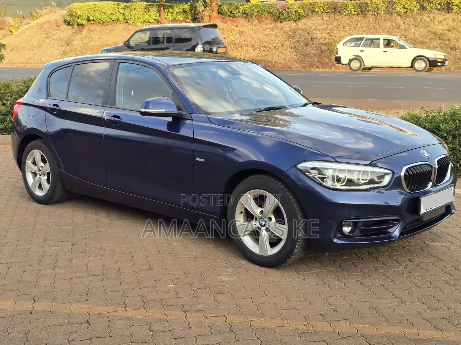 BMW 118i 2017 Blue