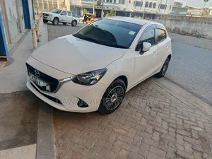 Mazda Demio 2017 White