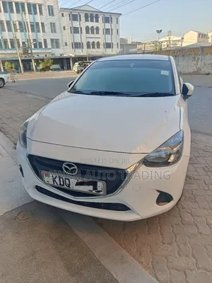 Mazda Demio 2017 White