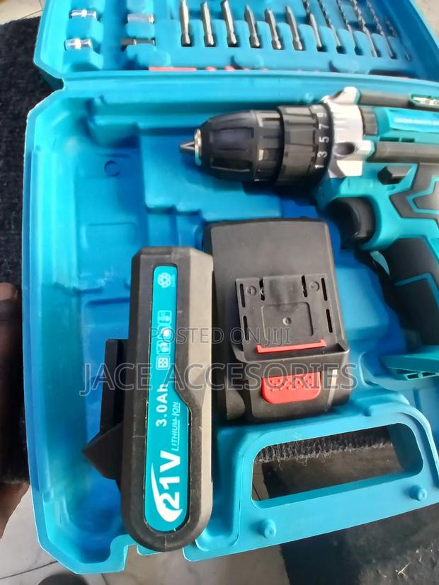 Cordless 21v Drill With 2 Batteries - thumbnail 2