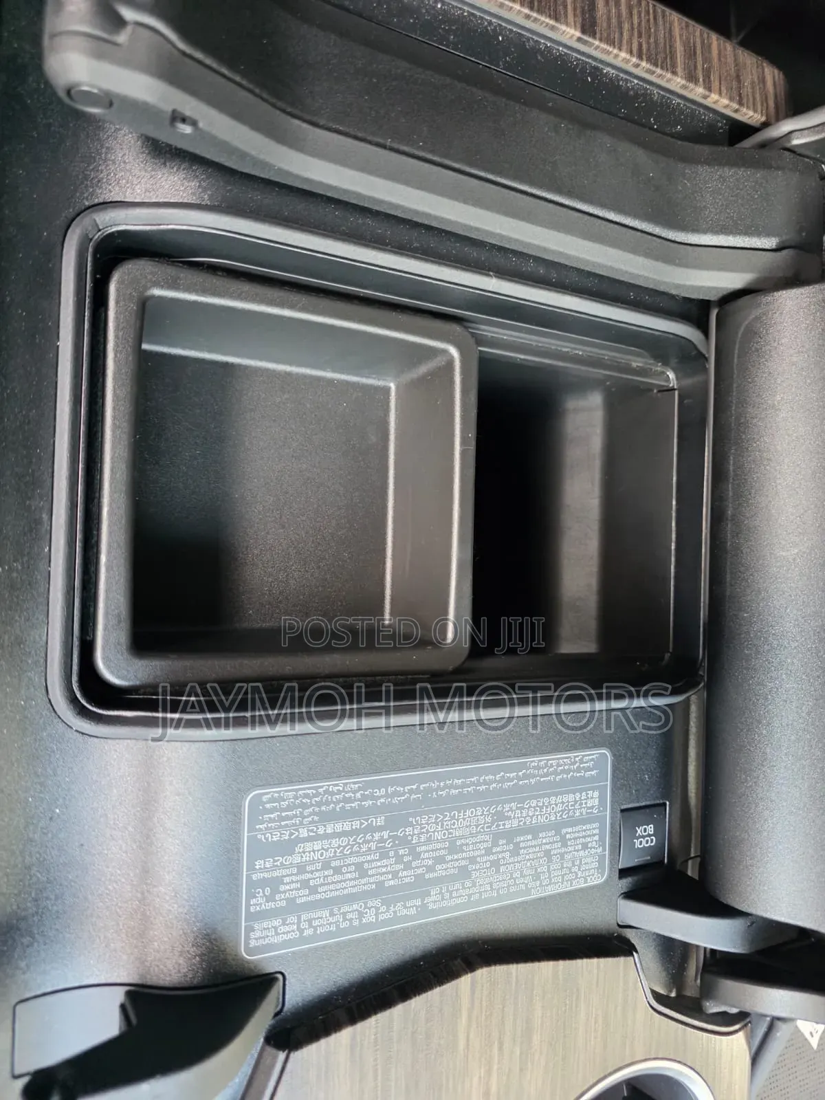 Toyota Land Cruiser 2023 White