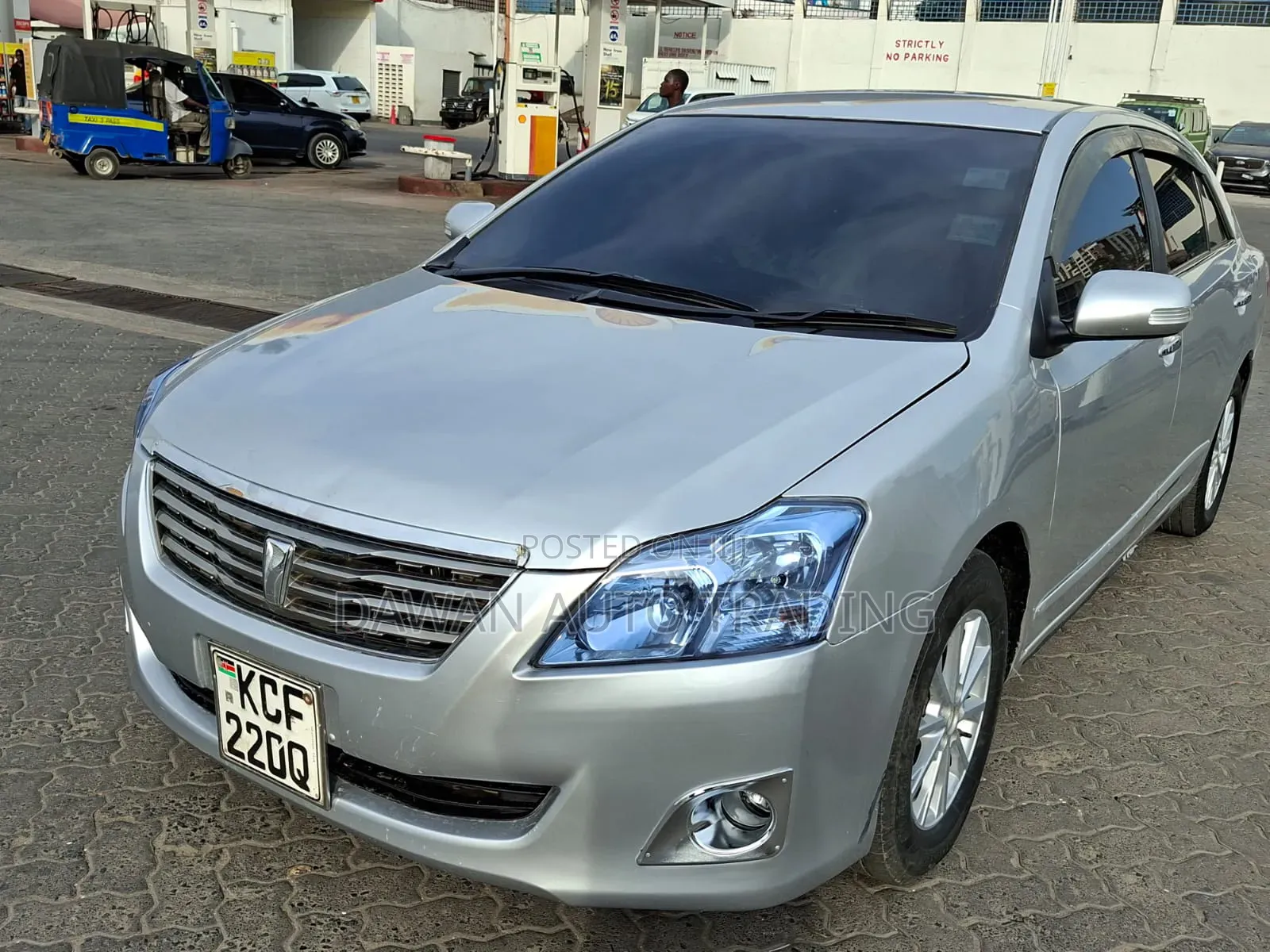 Toyota Premio 2010 Silver