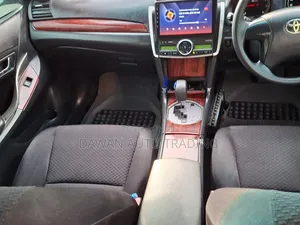 Toyota Premio 2010 Silver