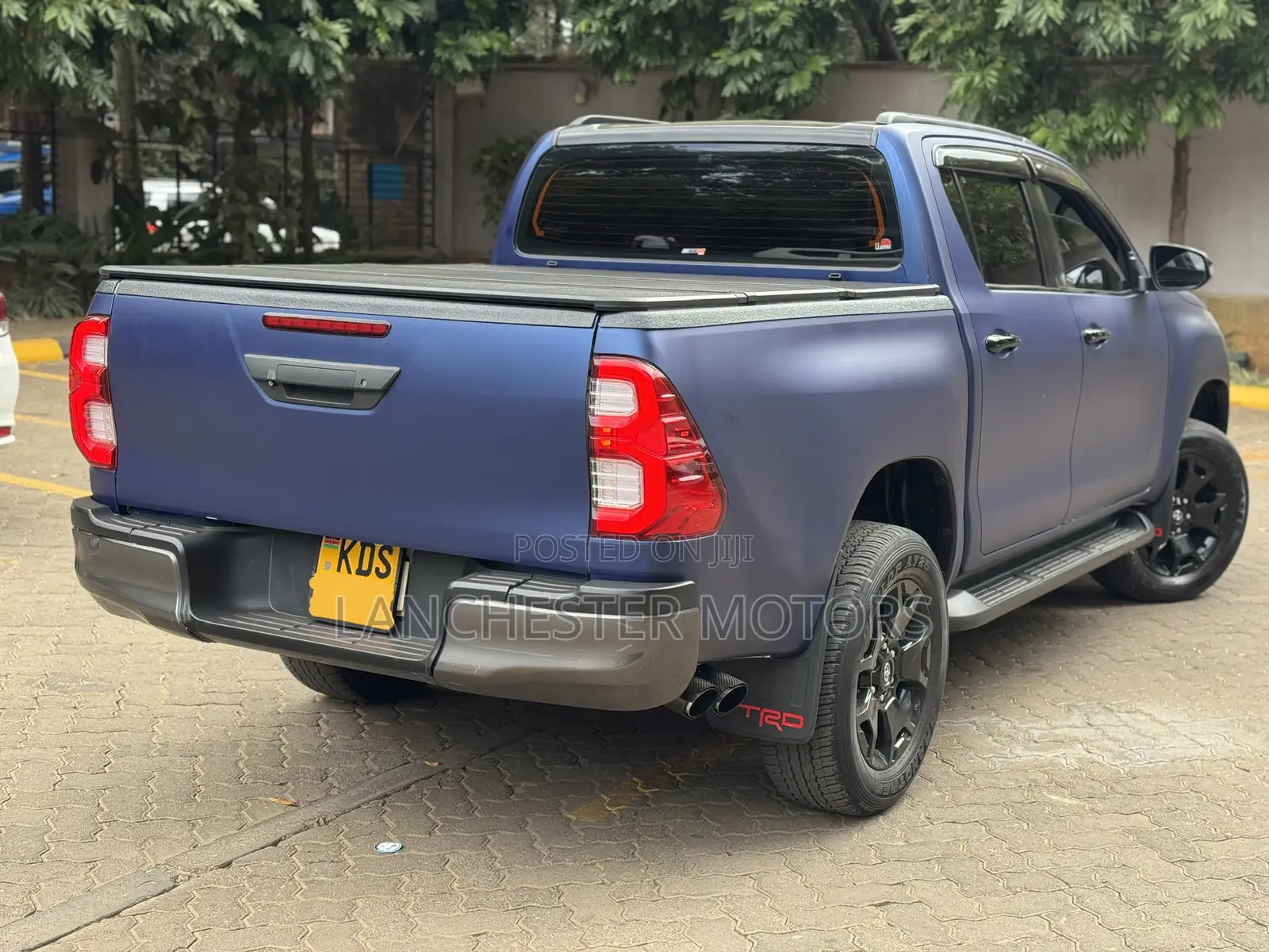 Toyota Hilux 2019 Blue
