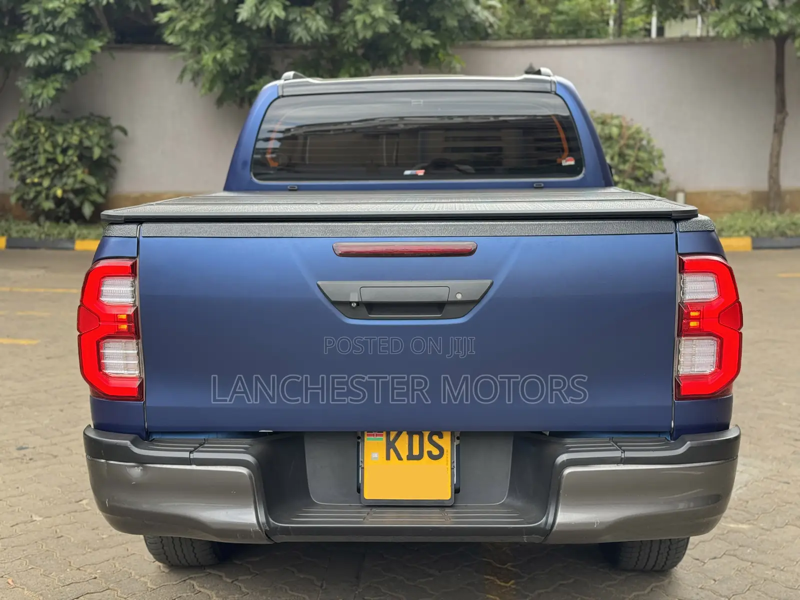 Toyota Hilux 2019 Blue