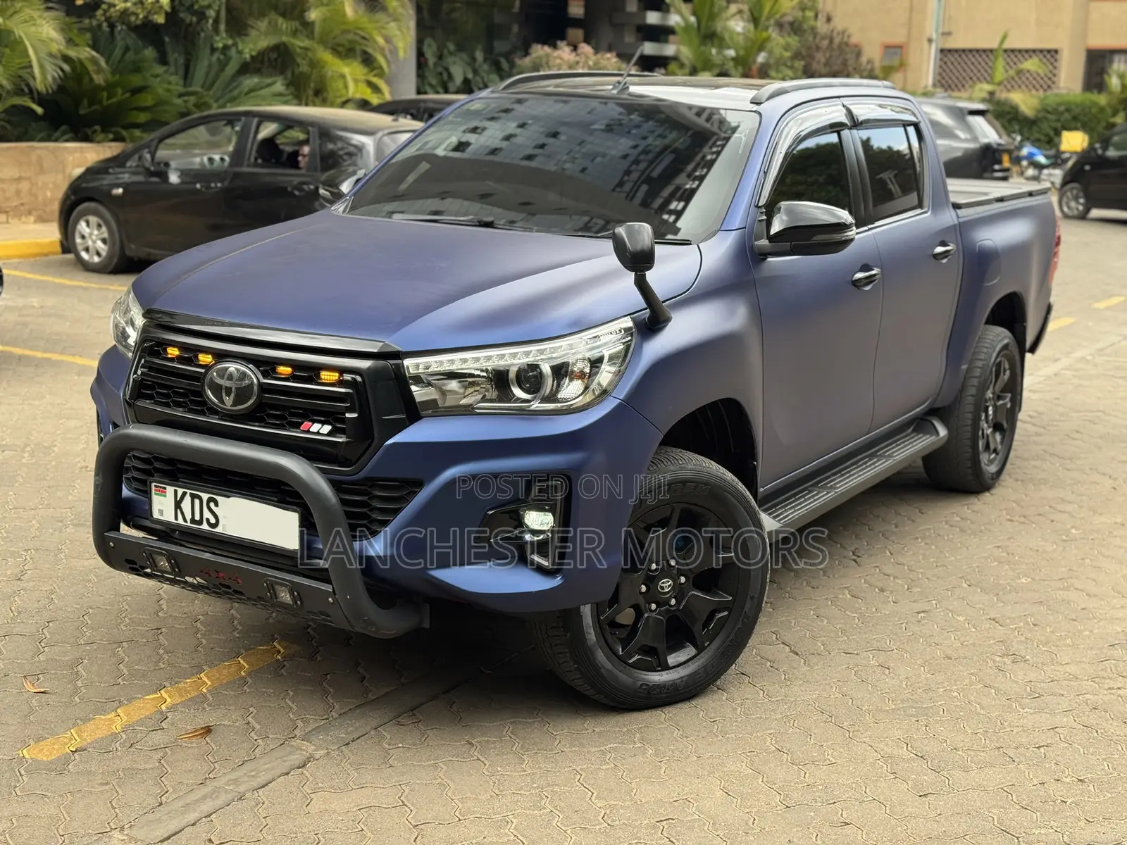 Toyota Hilux 2019 Blue