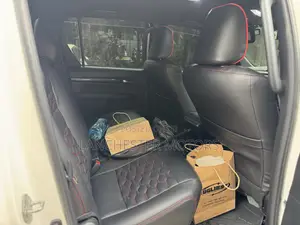 Toyota Hilux 2019 Blue
