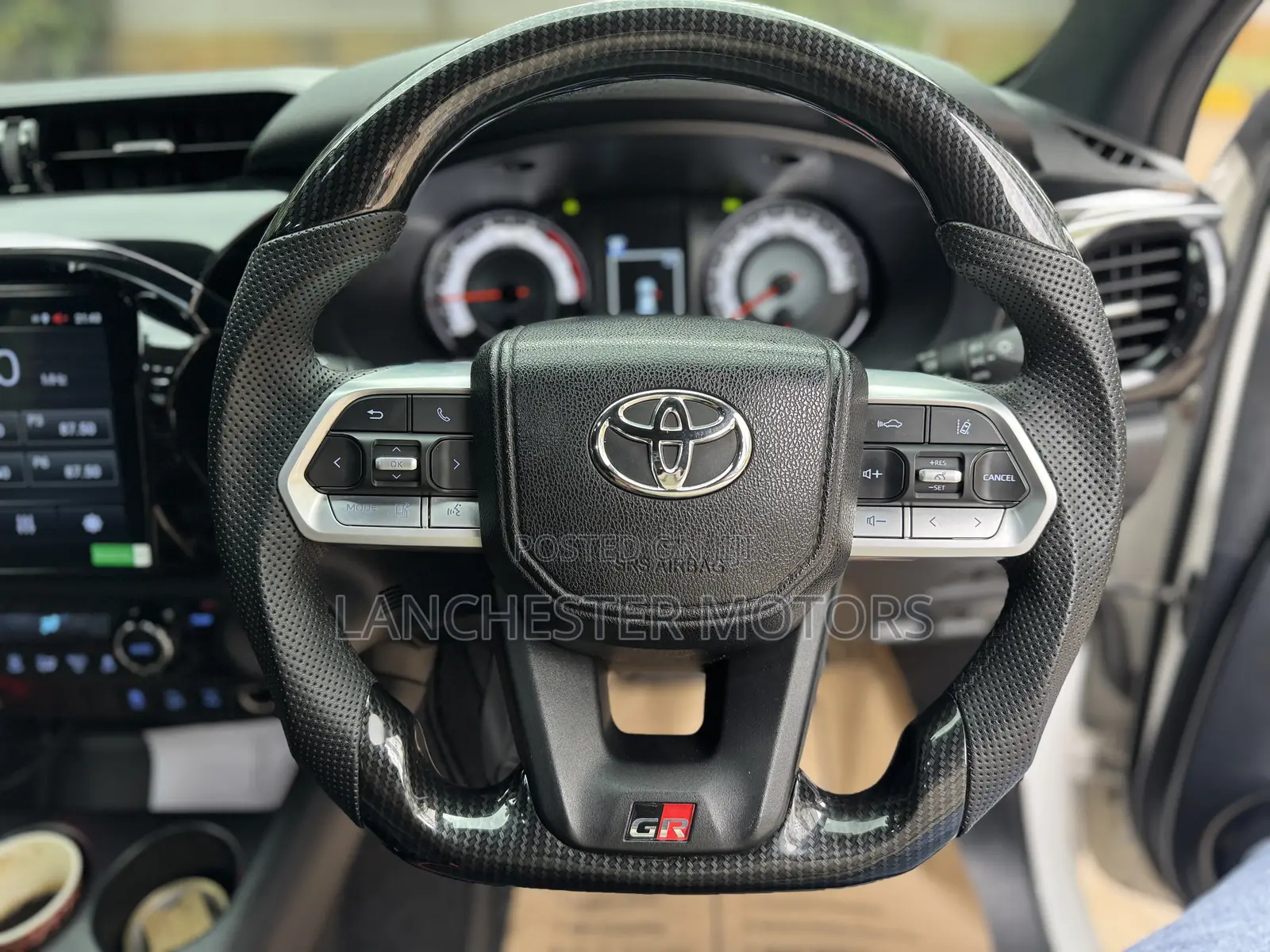 Toyota Hilux 2019 Blue