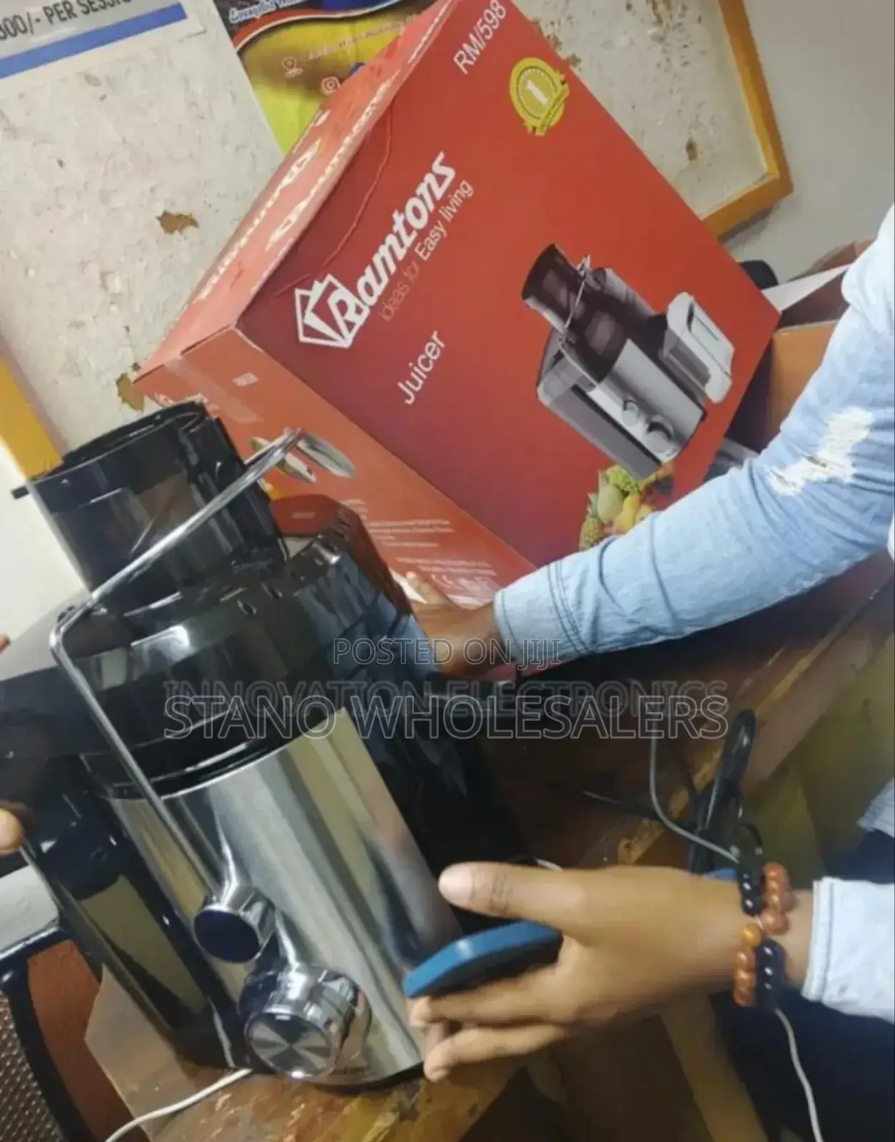 With 1year Warranty New Ramtons Juicer