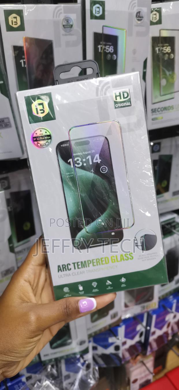 Flolab Tempered Glass Screen Protector for iPhone 12 Pro Max - thumbnail 3