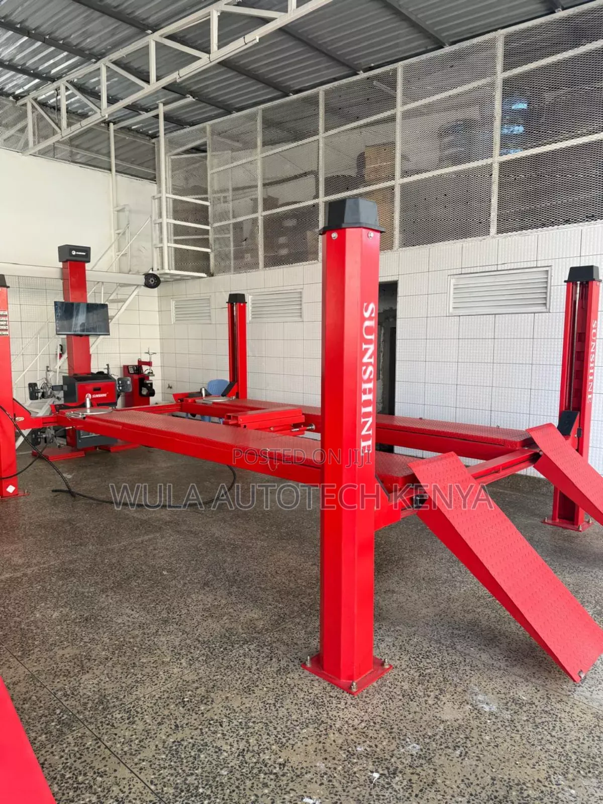 Heavy Commercial Wheel Alignment Machine With Four Post Vehicle Lift