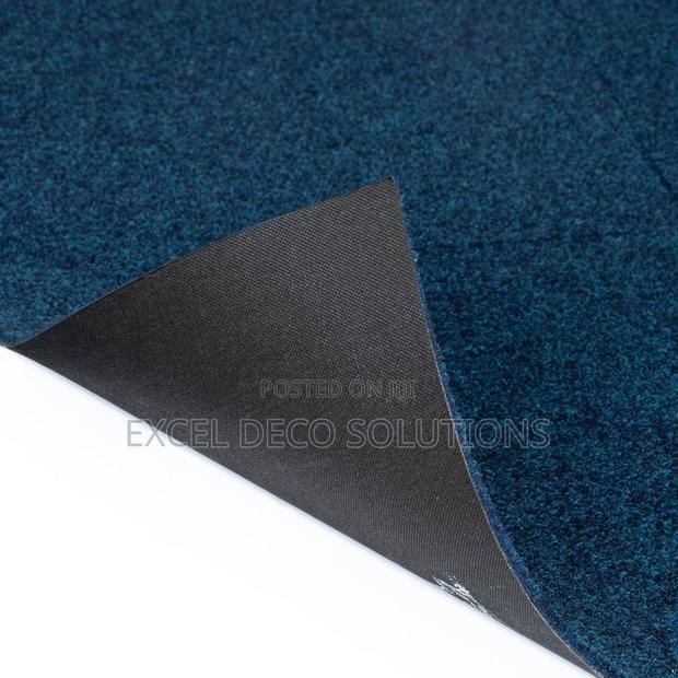 Plain Commercial Carpet Tile – Strong Practical