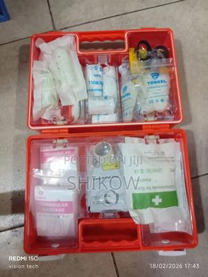 First Aid Kit – Complete Emergency Care Box - main view
