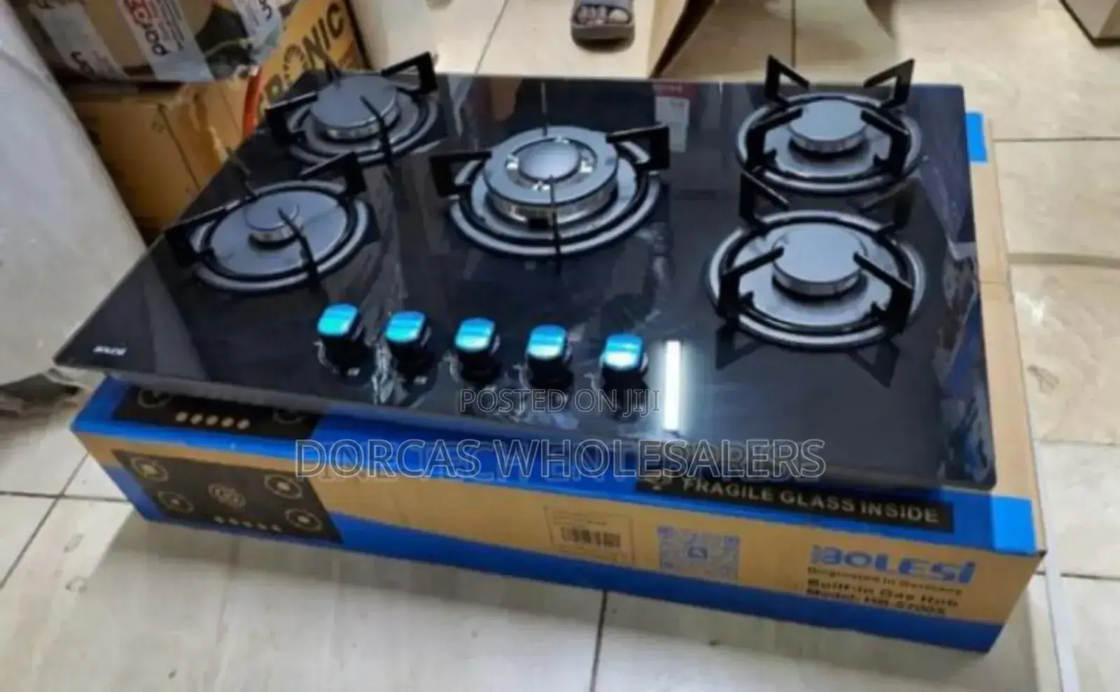 Colour Black. Bolesi Five Burner Inbuilt Cooker