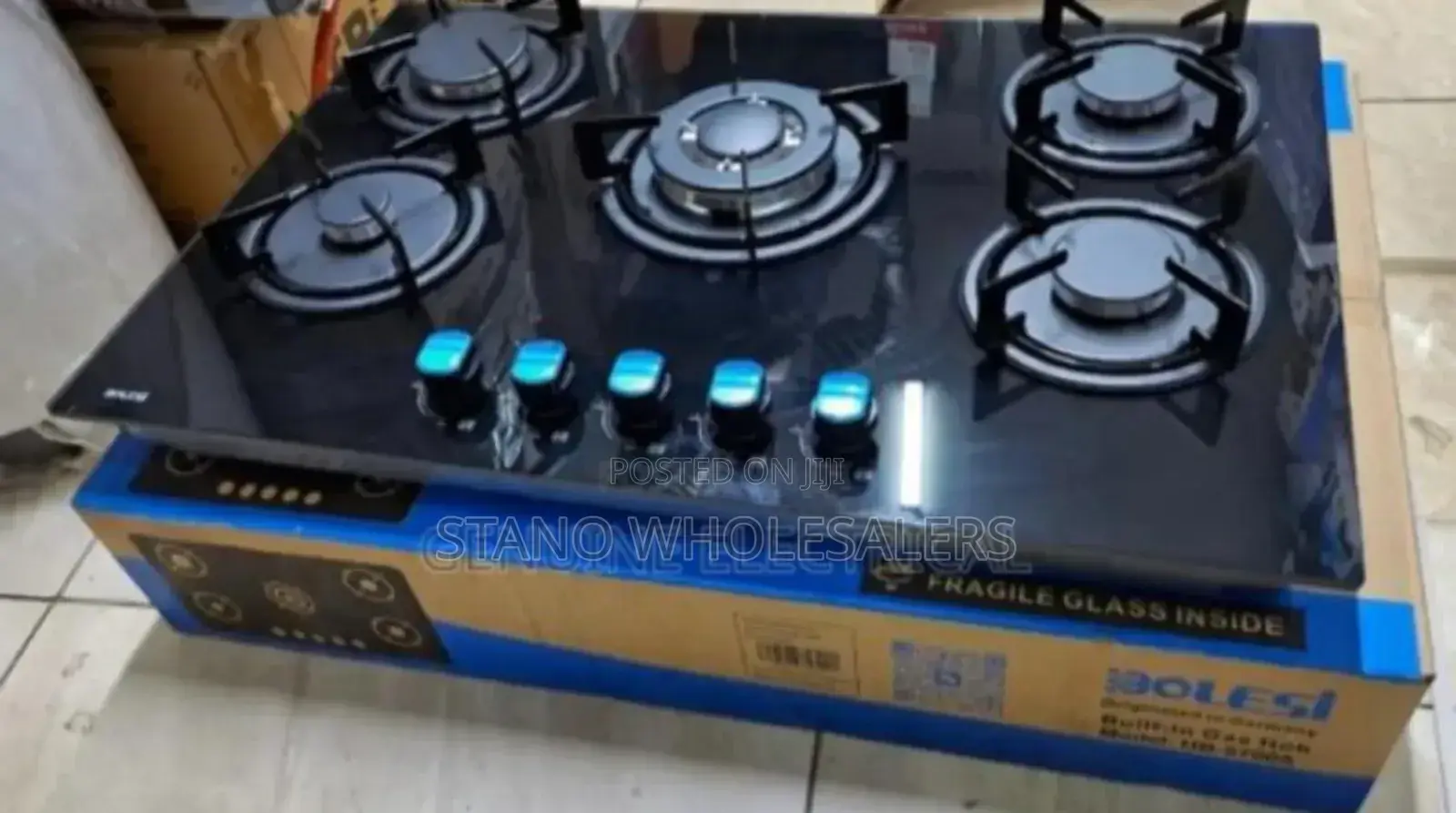Auto Ignition. Bolesi Five Burner Inbuilt Cooker. Digital Cooker