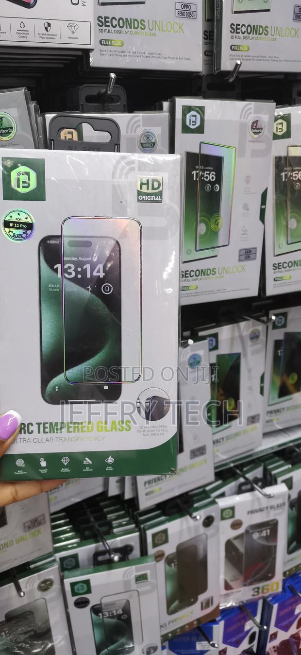 Omnife Privacy Tempered Glass Screen Protector for iPhone 11 Pro - main view