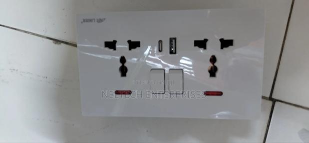 Twin Socket Usb
