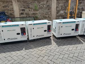 Pulsar 20/22kva Dual Phase Silent Diesel Generator - main view