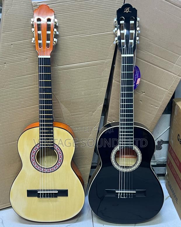 34 Inch Lightweight Classical Guitar (Half Size ) for Beginners - main view