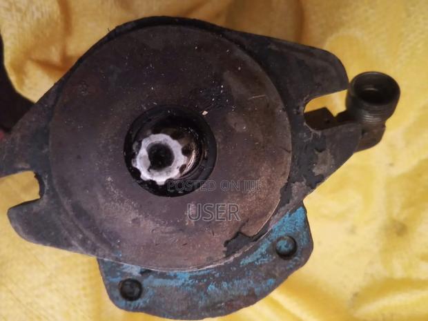 Hydraulic Pump - thumbnail 2