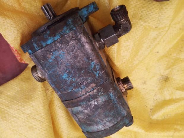 Hydraulic Pump - thumbnail 3