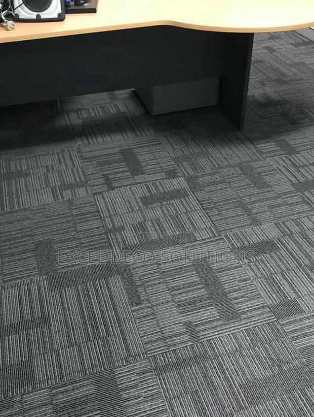 Plain Commercial Carpet Tile – Office Essential