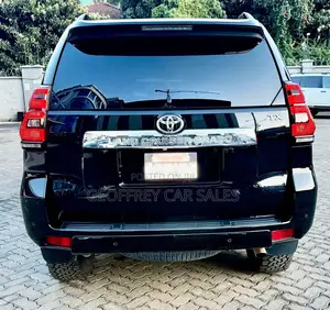 Toyota Land Cruiser Prado 2.8 2020 Black