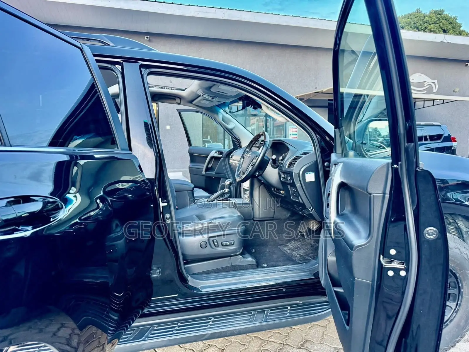 Toyota Land Cruiser Prado 2.8 2020 Black