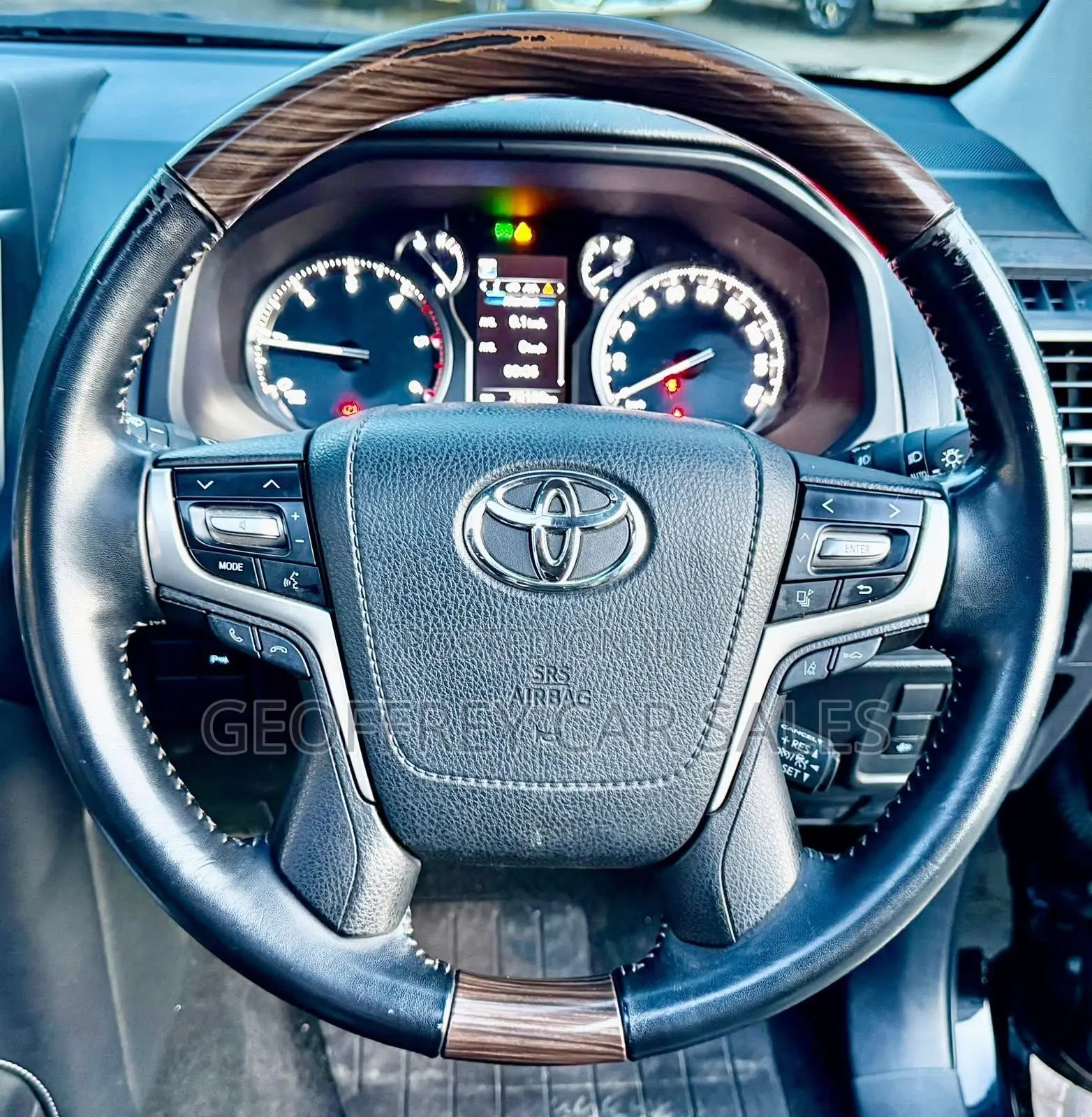 Toyota Land Cruiser Prado 2.8 2020 Black