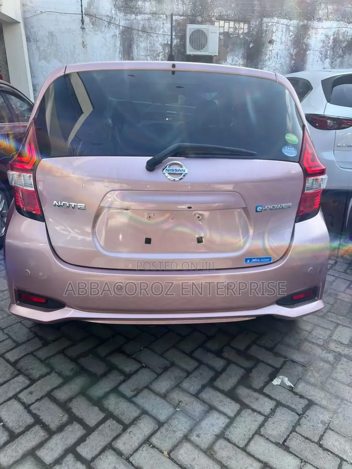 Nissan Note 2018 Pink