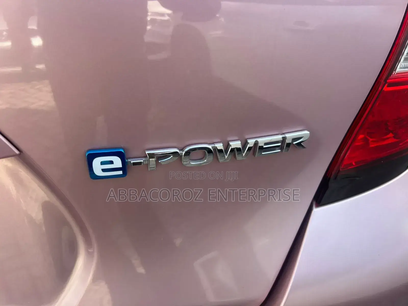 Nissan Note 2018 Pink