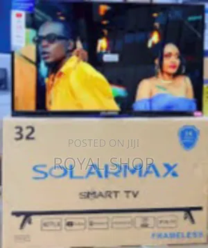 Solarmax 32 Inch Digital Television.